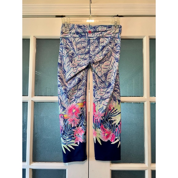 ✨EUC✨ LILLY PULITZER LUXLETIC LEGGINGS WITH WAIST POCKET 🌺🐠🦩 - Picture 2 of 4
